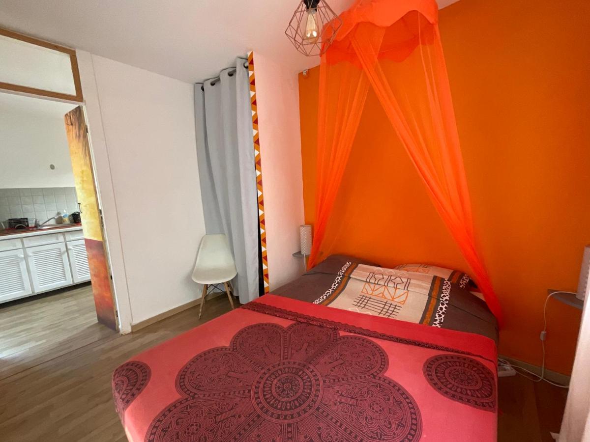 Bungalows Les Vagues Abondes Villa Sainte-Anne  Dış mekan fotoğraf